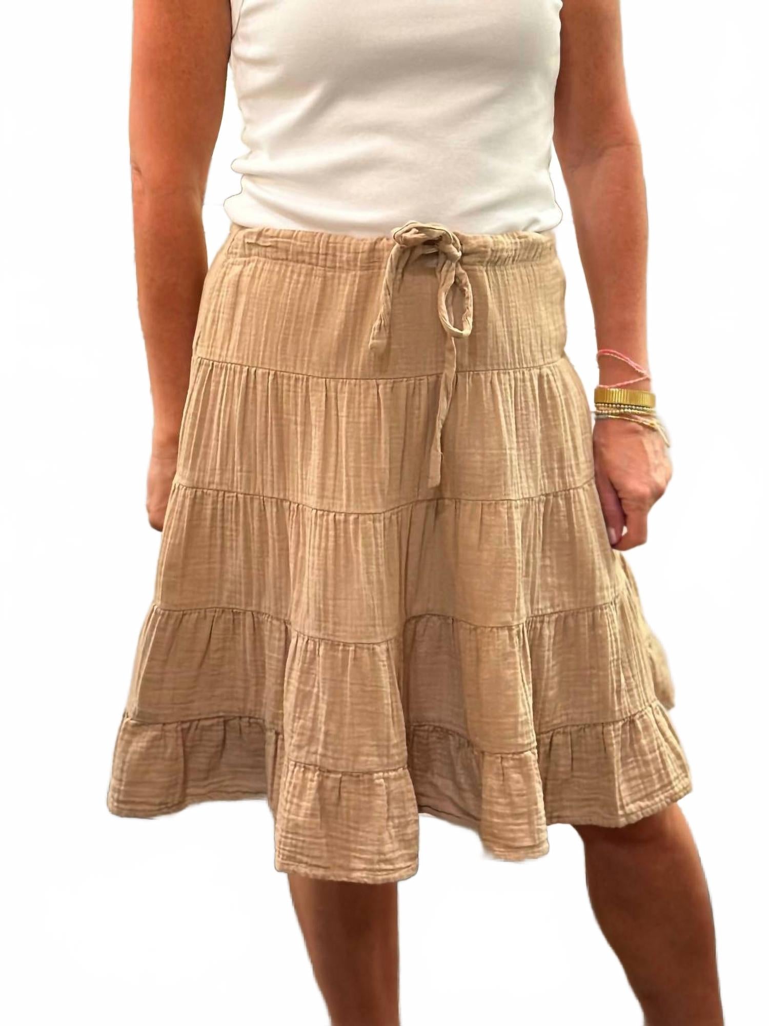 Женская марлевая юбка Софи в цвете хаки Dylan
Женская марлевая юбка Софи в цвете хаки Dylan