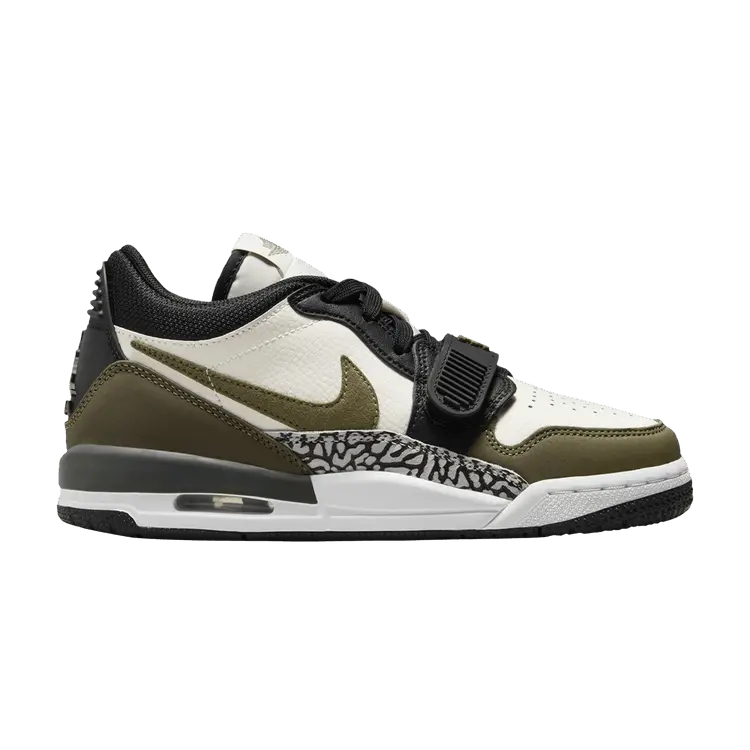 Кроссовки Air Jordan Jordan Legacy 312 Low GS 'Medium Olive', белый
Кроссовки Air Jordan Jordan Legacy 312 Low GS 'Medium Olive', белый