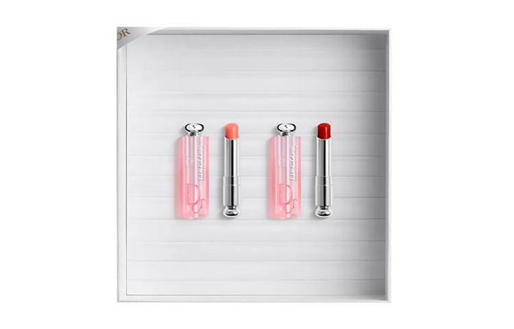 Набор из 2 бальзамов для губ phantom с эффектом изменения цвета для ухода за кожей, осветляющий и увлажняющий DIOR
Набор из 2 бальзамов для губ phantom с эффектом изменения цвета для ухода за кожей, осветляющий и увлажняющий DIOR