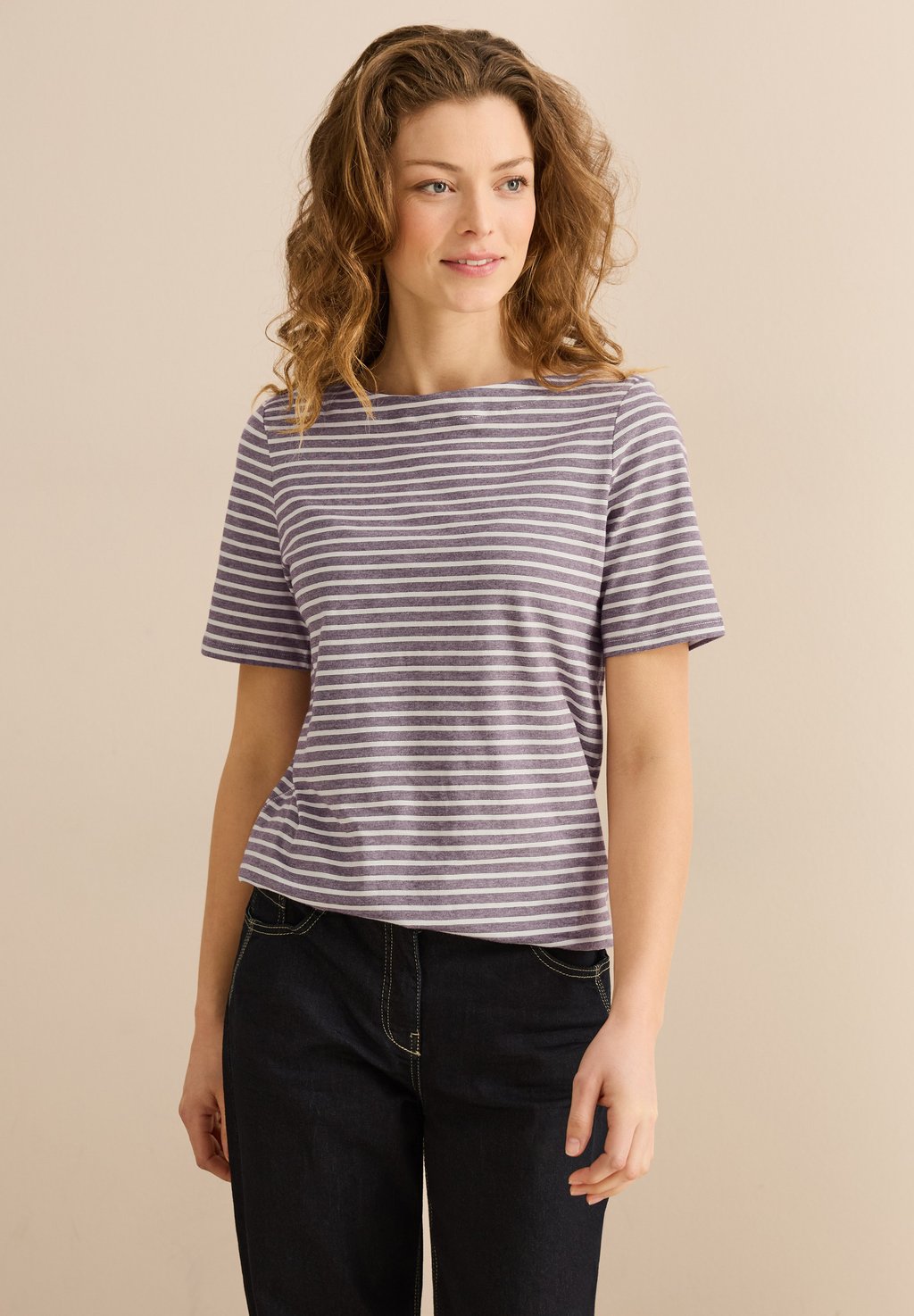 Футболка с принтом KURZARM Cecil, розовый
Футболка с принтом KURZARM Cecil, розовый