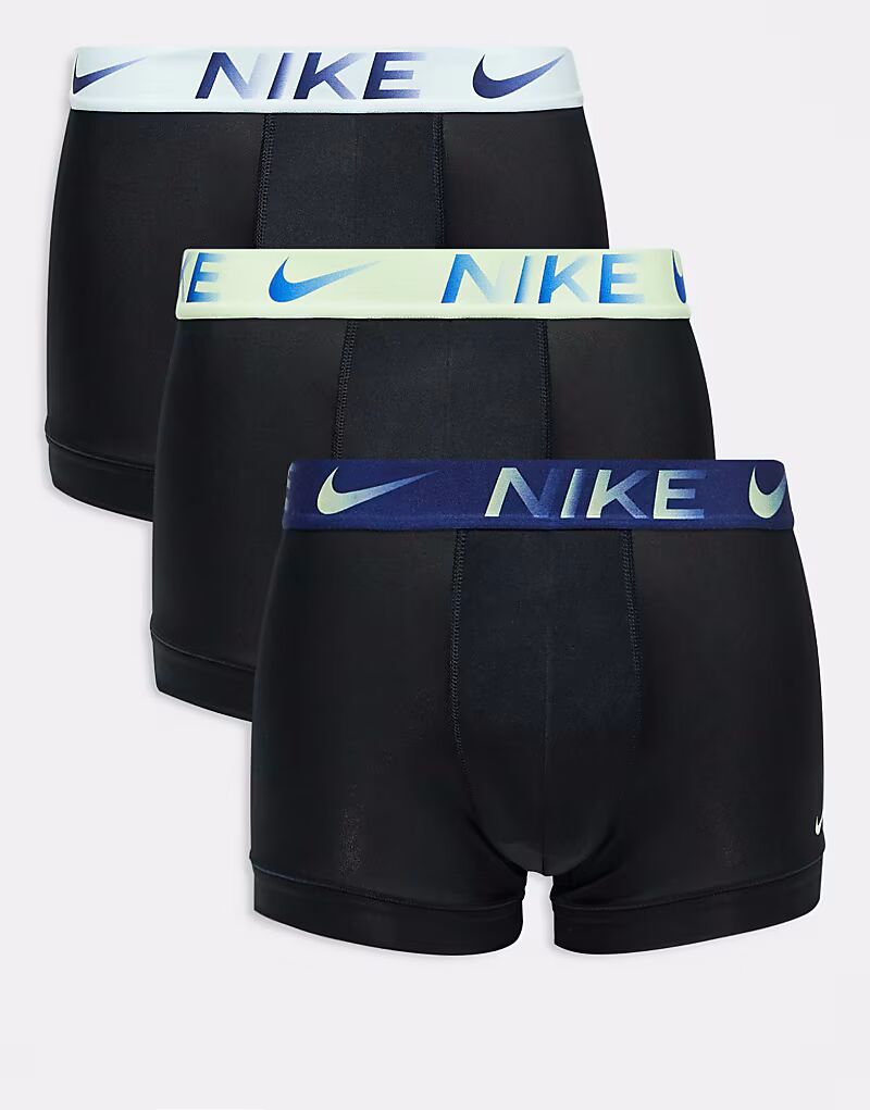 Комплект из 3 трусов-боксеров Nike Dri-Fit Essential Microfibre черного цвета с контрастным поясом
Комплект из 3 трусов-боксеров Nike Dri-Fit Essential Microfibre черного цвета с контрастным поясом
