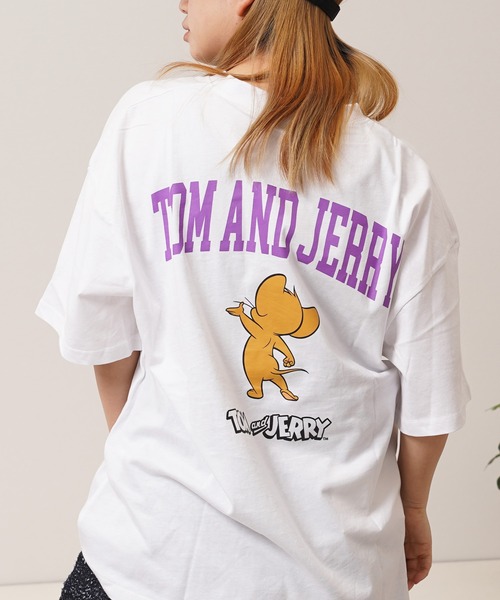 TOM&JERRY Футболка с коротким рукавом, принт "Том и Джерри", белый
TOM&JERRY Футболка с коротким рукавом, принт "Том и Джерри", белый