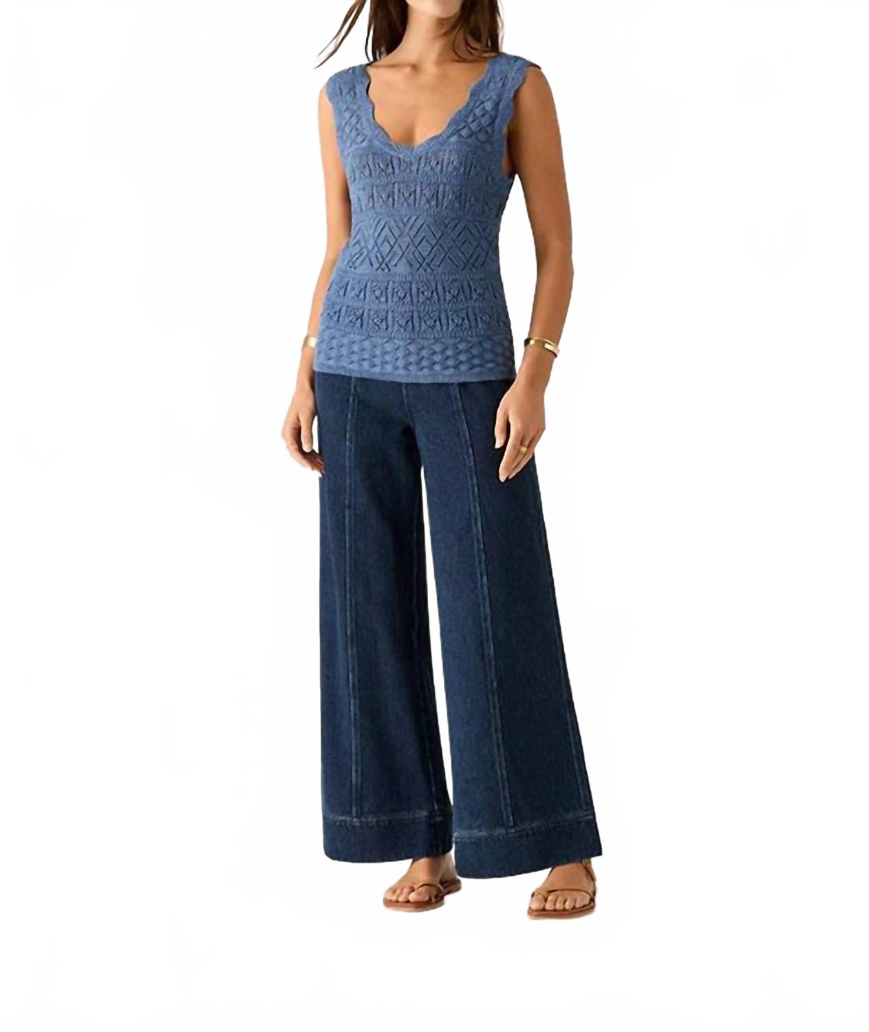 Брюна Пуантель топ в гавань блю Mos the Label, синий
Брюна Пуантель топ в гавань блю Mos the Label, синий