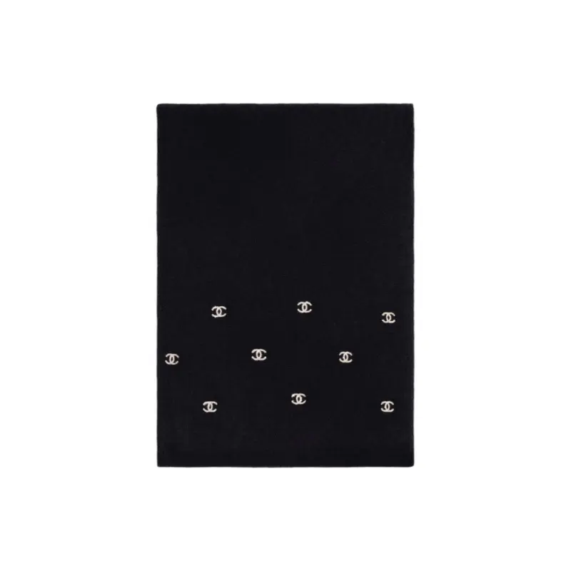 CHANEL Кашемировый шарф унисекс черный, Black
CHANEL Кашемировый шарф унисекс черный, Black