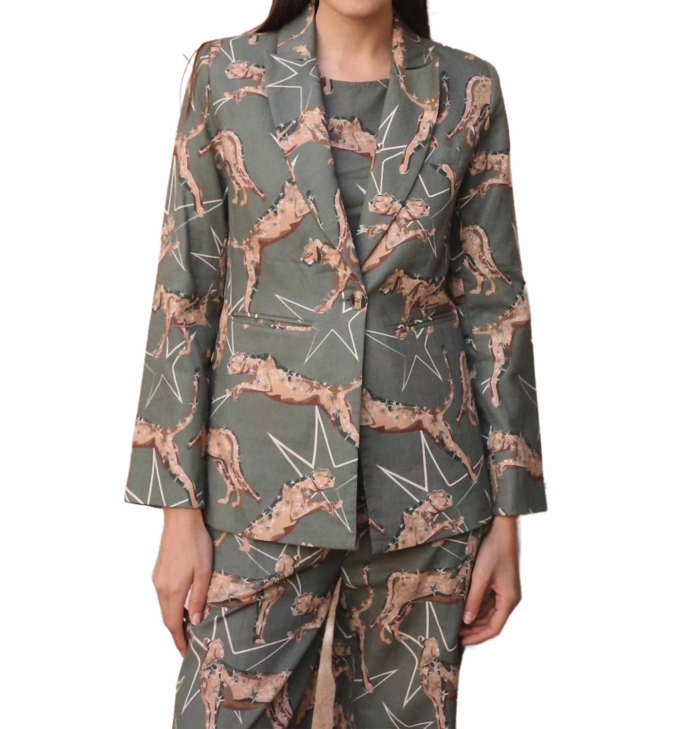 Зеленый блейзер с леопардовым принтом Las Sureñas, зеленый
Зеленый блейзер с леопардовым принтом Las Sureñas, зеленый