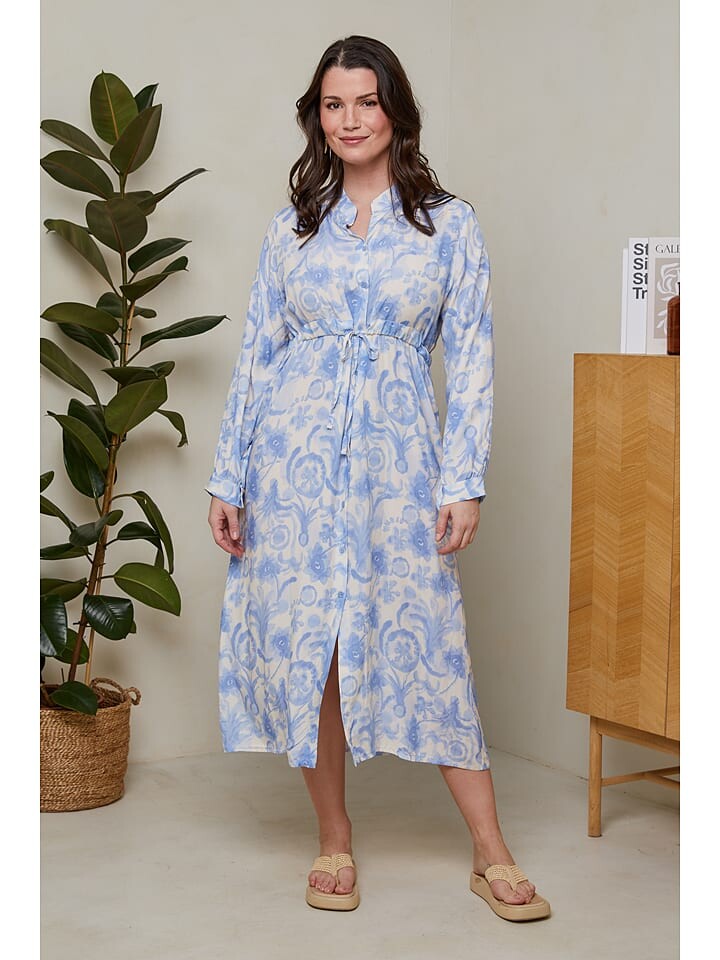 Длинное платье Curvy Lady, светло-синий
Длинное платье Curvy Lady, светло-синий