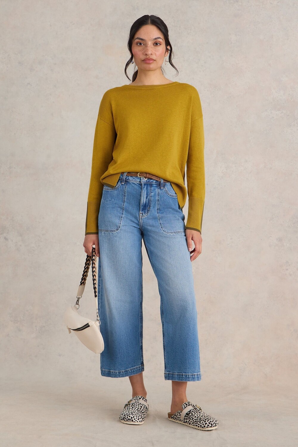 Джемпер оливкового цвета White Stuff, желтый
Джемпер оливкового цвета White Stuff, желтый