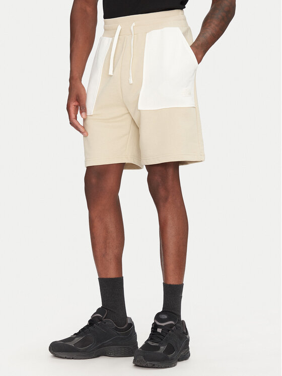 Спортивные шорты обычного кроя Terry NF0A8C29 The North Face, бежевый
Спортивные шорты обычного кроя Terry NF0A8C29 The North Face, бежевый