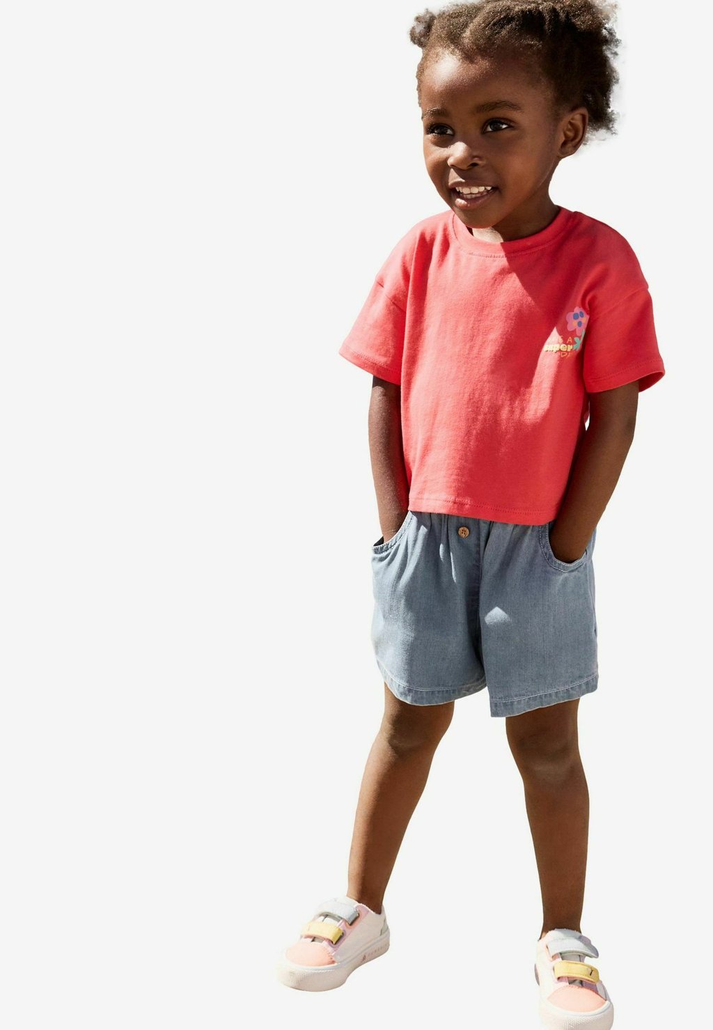 Футболка с принтом SET Next, фуксия
Футболка с принтом SET Next, фуксия