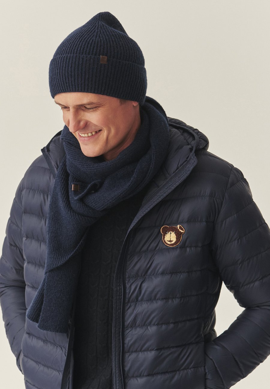 Шарф TATUUM Scarf, Dark Navy/Dark Blue
Шарф TATUUM Scarf, Dark Navy/Dark Blue