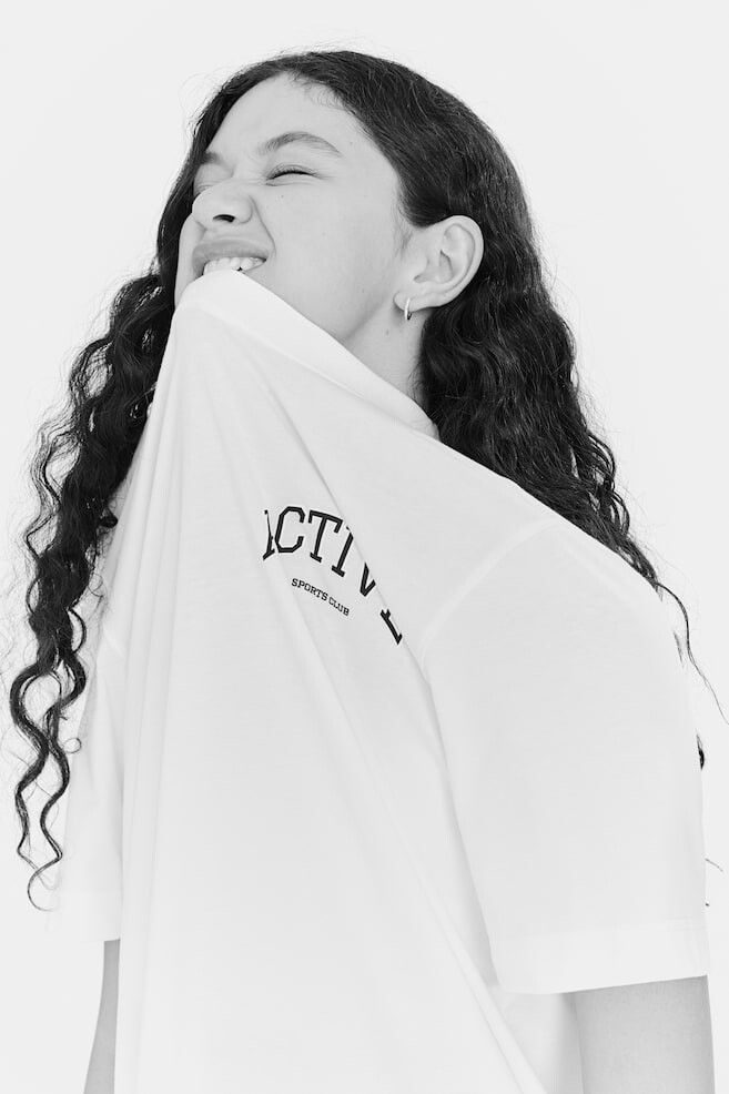 Спортивная рубашка из драймува H&M, мультиколор
Спортивная рубашка из драймува H&M, мультиколор