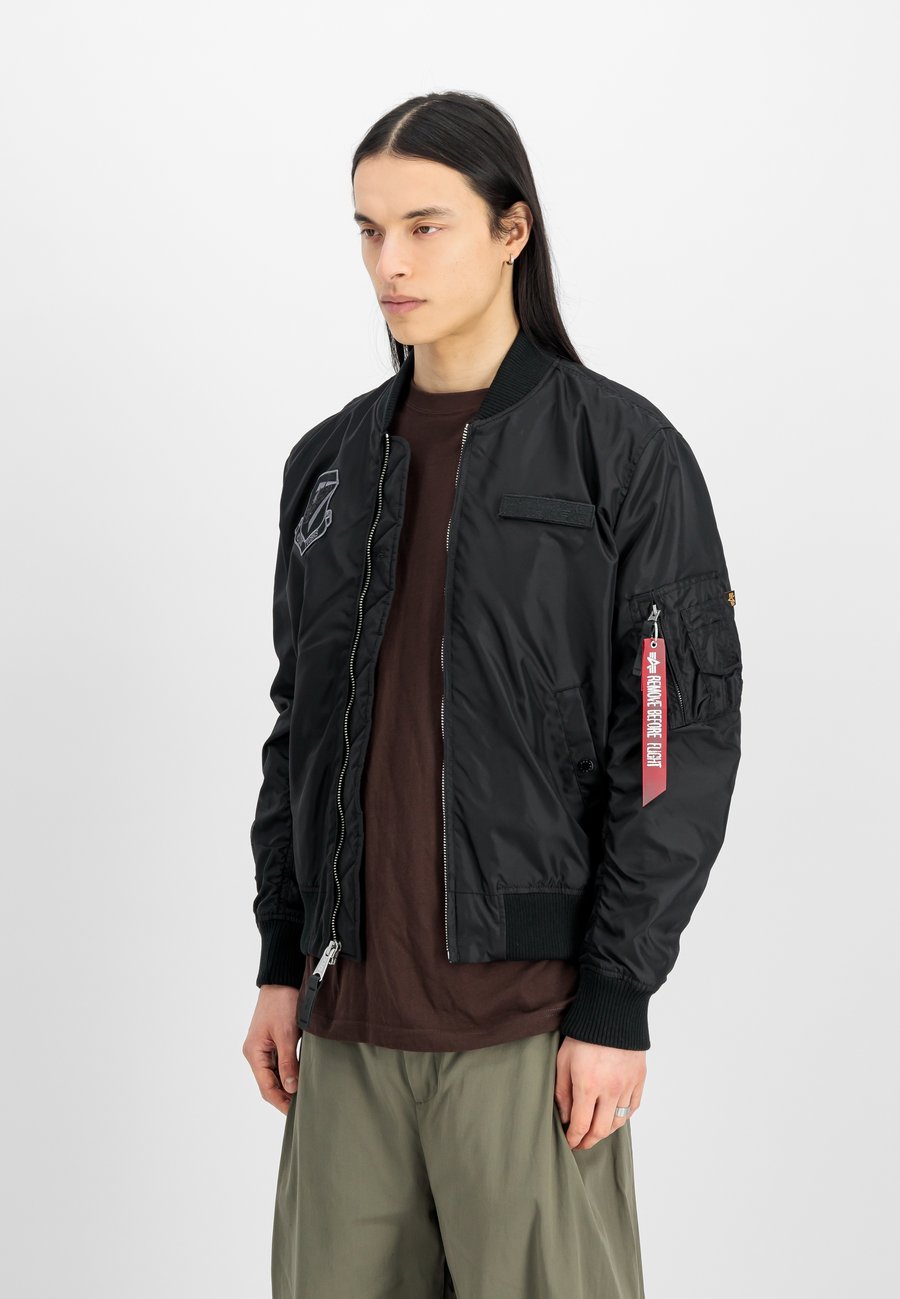 Куртка Alpha Industries FLYING TIGERS, Black
Куртка Alpha Industries FLYING TIGERS, Black