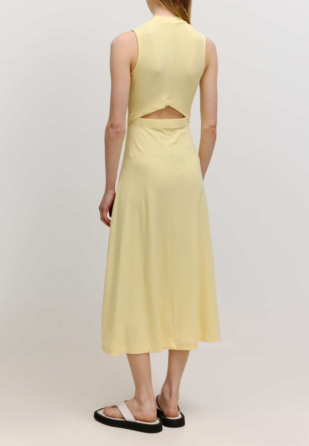 Платье-футляр TALIA EDITED, желтый
Платье-футляр TALIA EDITED, желтый