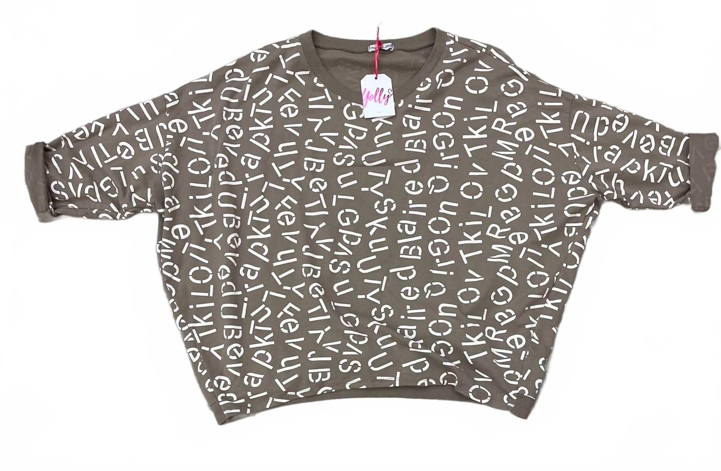 Многоцветный свитер с круглым вырезом и манжетами на рукавах и буквами Yolly, мультиколор
Многоцветный свитер с круглым вырезом и манжетами на рукавах и буквами Yolly, мультиколор