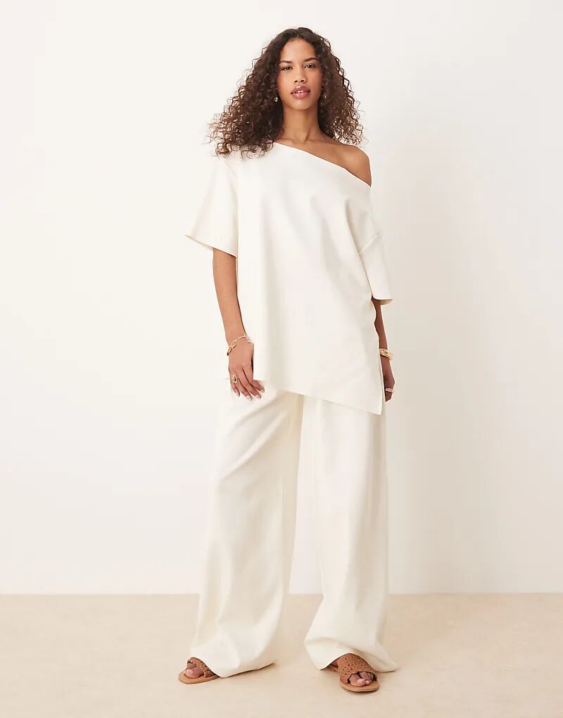 Широкие брюки ASOS DESIGN из джерси цвета кокосового молока
Широкие брюки ASOS DESIGN из джерси цвета кокосового молока