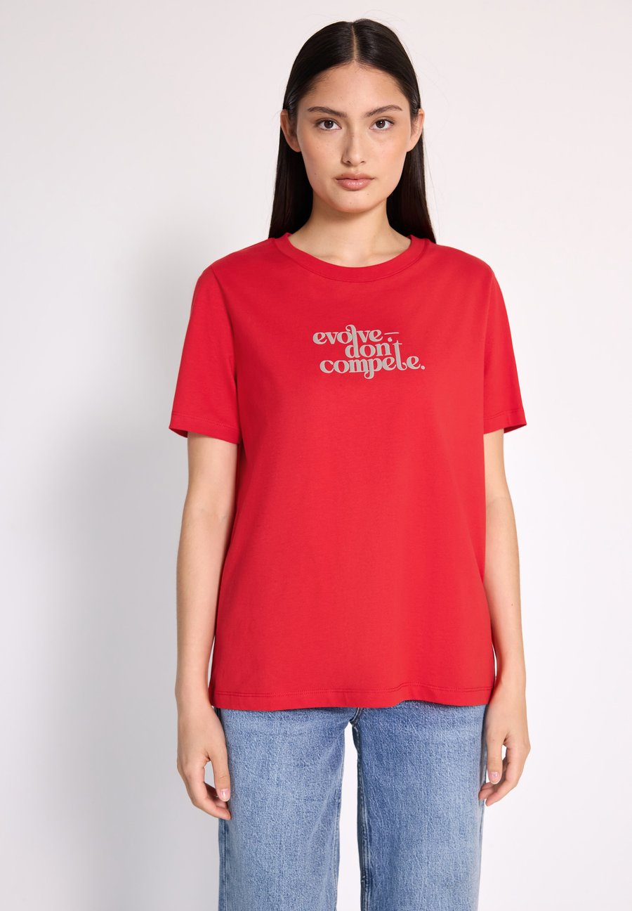 Футболка Street One Studio Print T-shirt, Rot/Red, Красный, Футболка Street One Studio Print T-shirt, Rot/Red
Футболка Street One Studio Print T-shirt, Rot/Red, Красный, Футболка Street One Studio Print T-shirt, Rot/Red