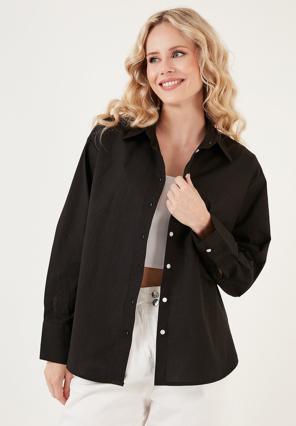 Блузка на пуговицах LOOSE FIT LELA, черный 
Блузка на пуговицах LOOSE FIT LELA, черный