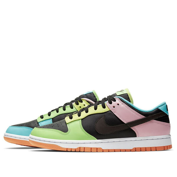 Кроссовки dunk low se free.99 Nike, черный
Кроссовки dunk low se free.99 Nike, черный