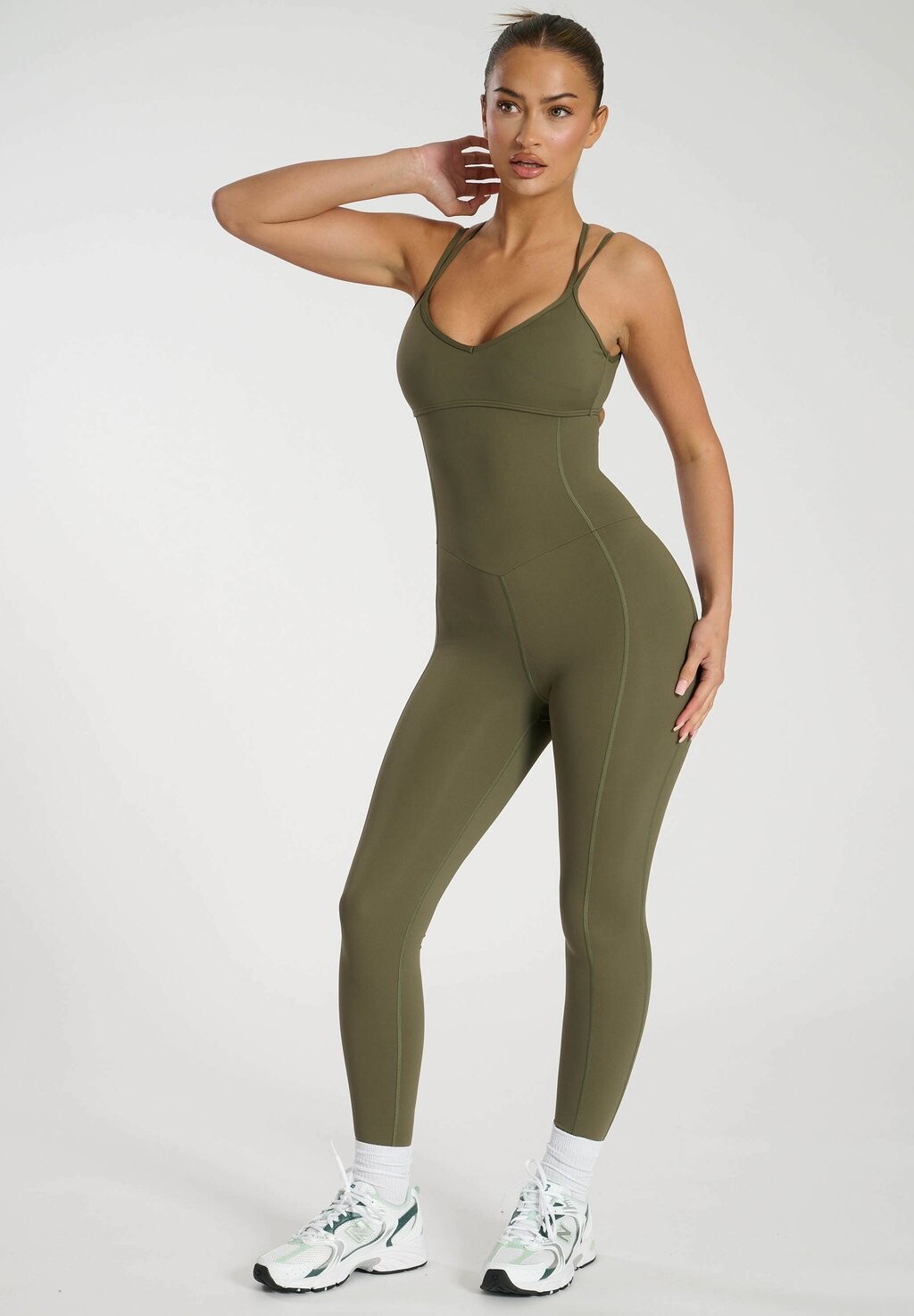 Спортивный костюм STRAPPY UNITARD South Beach, хаки
Спортивный костюм STRAPPY UNITARD South Beach, хаки