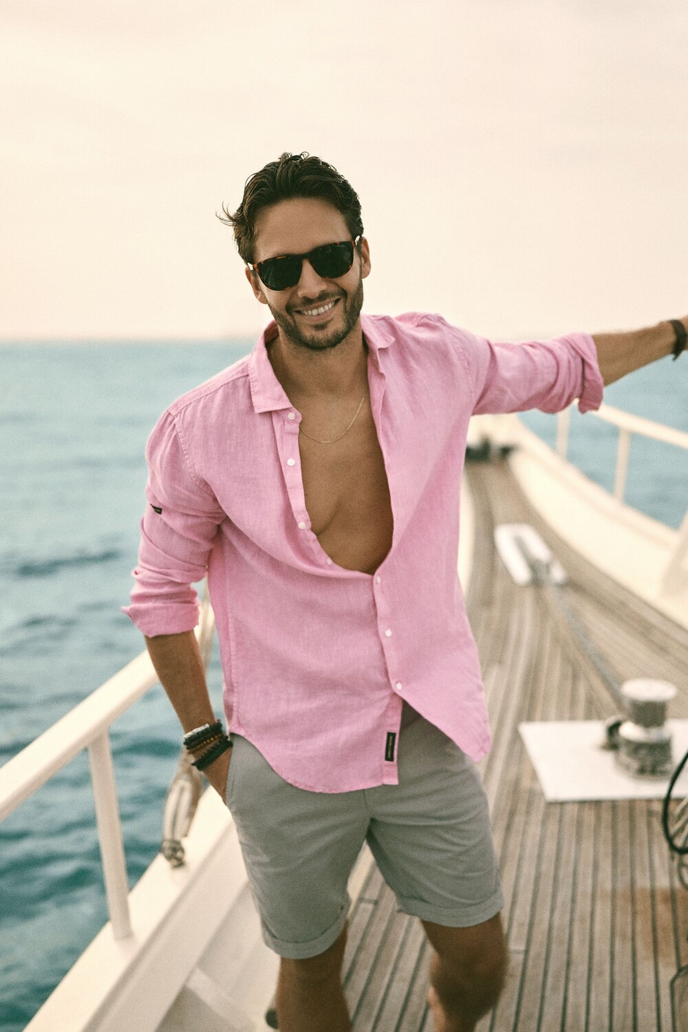 Повседневная льняная рубашка Studios с длинными рукавами Superdry, розовый
Повседневная льняная рубашка Studios с длинными рукавами Superdry, розовый