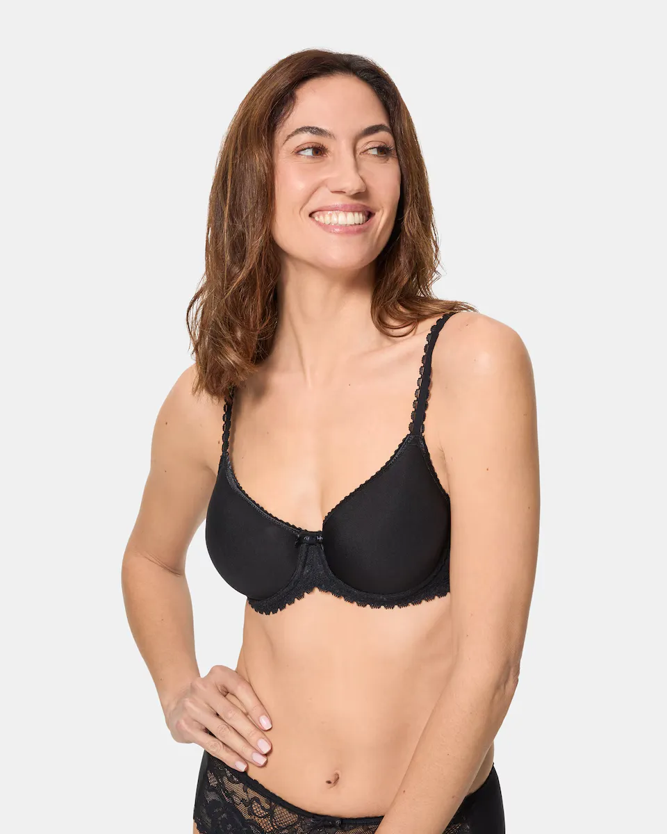 Бюстгальтер на косточках из дышащей микрофибры с формованными чашками Playtex, чёрный
Бюстгальтер на косточках из дышащей микрофибры с формованными чашками Playtex, чёрный