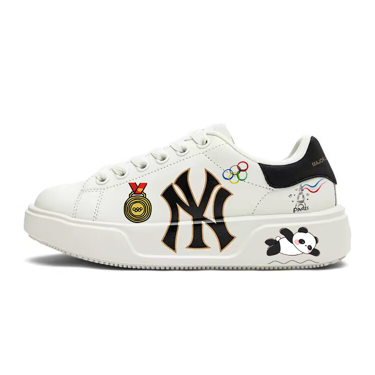 Кроссовки MLB Chunky Classic Skateboarding Shoes Unisex Low-top Beige/Black, бежевый/черный
Кроссовки MLB Chunky Classic Skateboarding Shoes Unisex Low-top Beige/Black, бежевый/черный