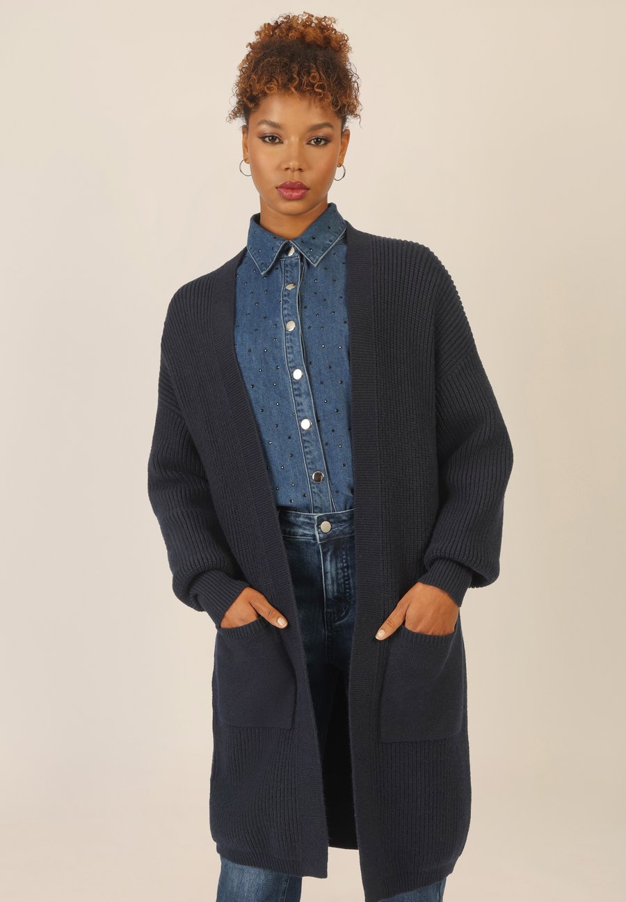 Кардиган Apart LANGE, Nachtblau/Dark Blue
Кардиган Apart LANGE, Nachtblau/Dark Blue
