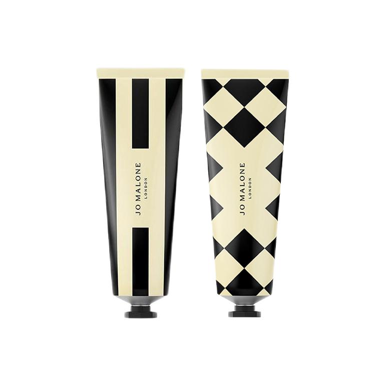 ZUMALONG увлажняющий крем для рук с ароматом колокольчика, шалфея и морской соли Jo Malone London
ZUMALONG увлажняющий крем для рук с ароматом колокольчика, шалфея и морской соли Jo Malone London