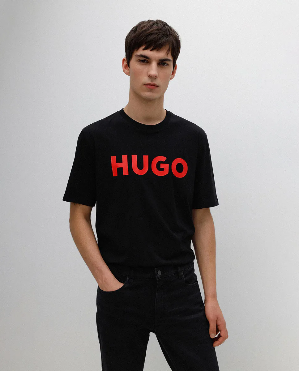 Мужская футболка стандартного кроя из хлопкового джерси Hugo, черный
Мужская футболка стандартного кроя из хлопкового джерси Hugo, черный