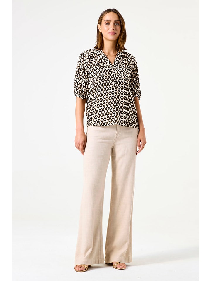 Блузка кремового/коричневого цвета Garcia
Блузка кремового/коричневого цвета Garcia