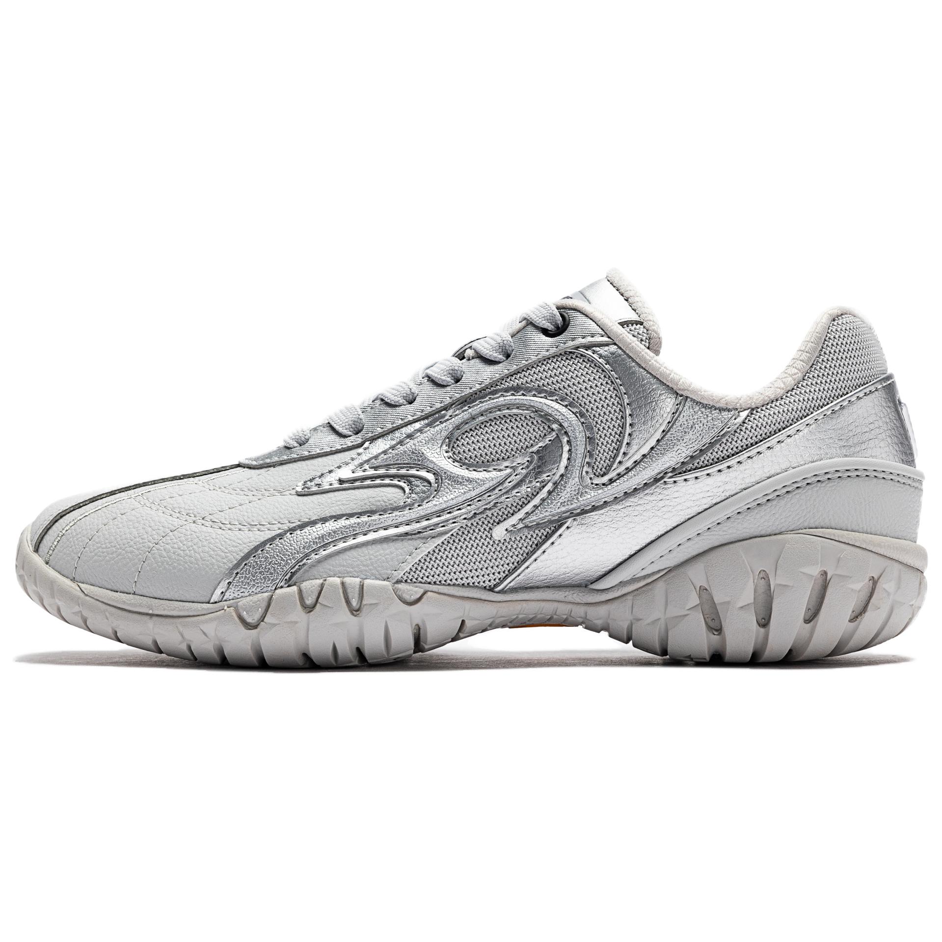 Износостойкие дышащие низкие повседневные туфли мужские серо-серебристого цвета ANTA SNEAKERVERSE, Gray Silver
Износостойкие дышащие низкие повседневные туфли мужские серо-серебристого цвета ANTA SNEAKERVERSE, Gray Silver