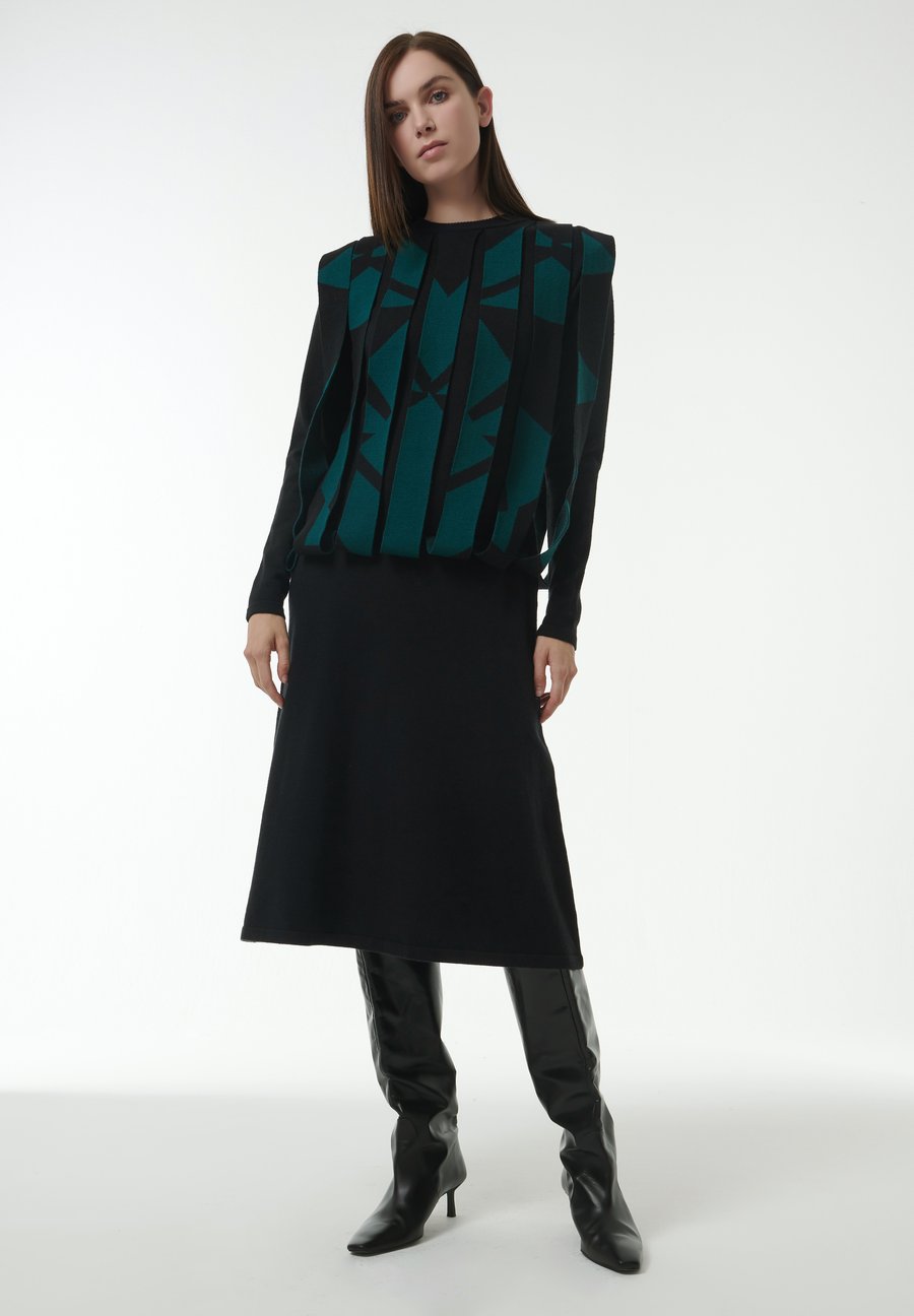 Платье Leem FRINGE, Black
Платье Leem FRINGE, Black