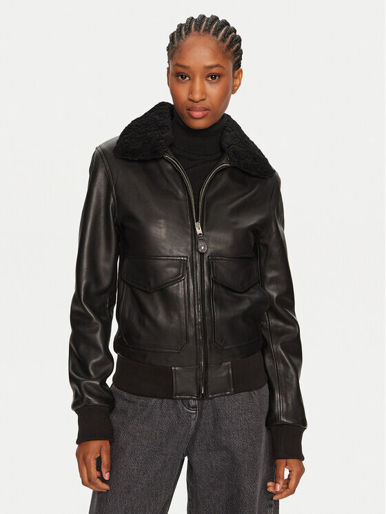 Кожаная куртка стандартного кроя Serge Pariente, черный
Кожаная куртка стандартного кроя Serge Pariente, черный