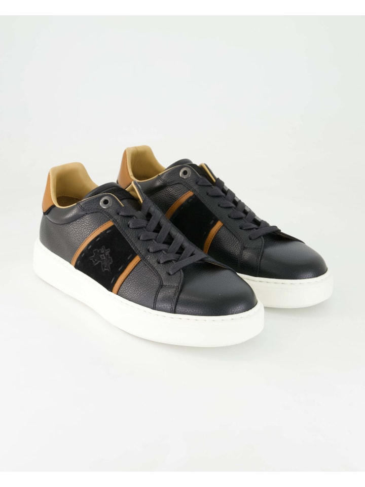 La Martina Классические туфли на шнуровке черного цвета
La Martina Классические туфли на шнуровке черного цвета