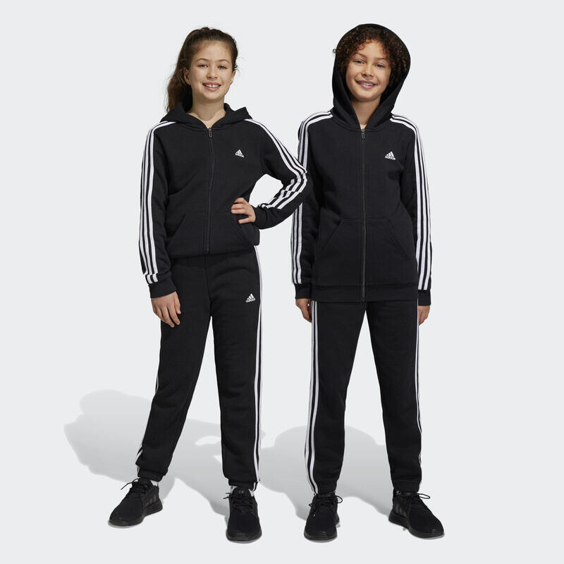 Флисовые брюки с 3 полосками Essentials ADIDAS, цвет schwarz
Флисовые брюки с 3 полосками Essentials ADIDAS, цвет schwarz