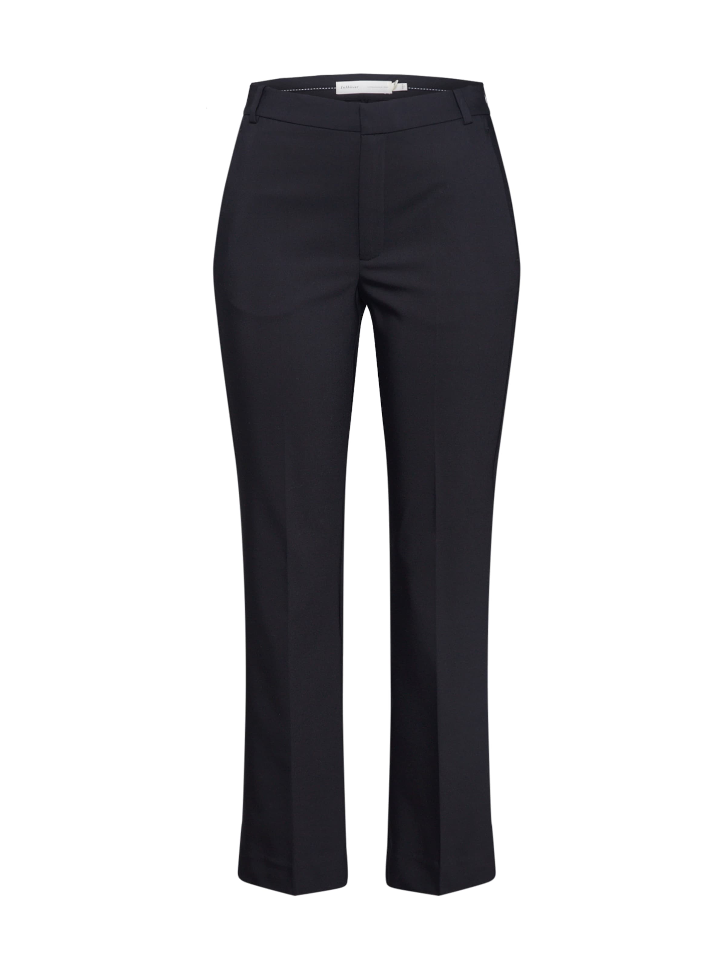 InWear Брюки 'Zella' с плиссировкой Regular в черном цвете
InWear Брюки 'Zella' с плиссировкой Regular в черном цвете