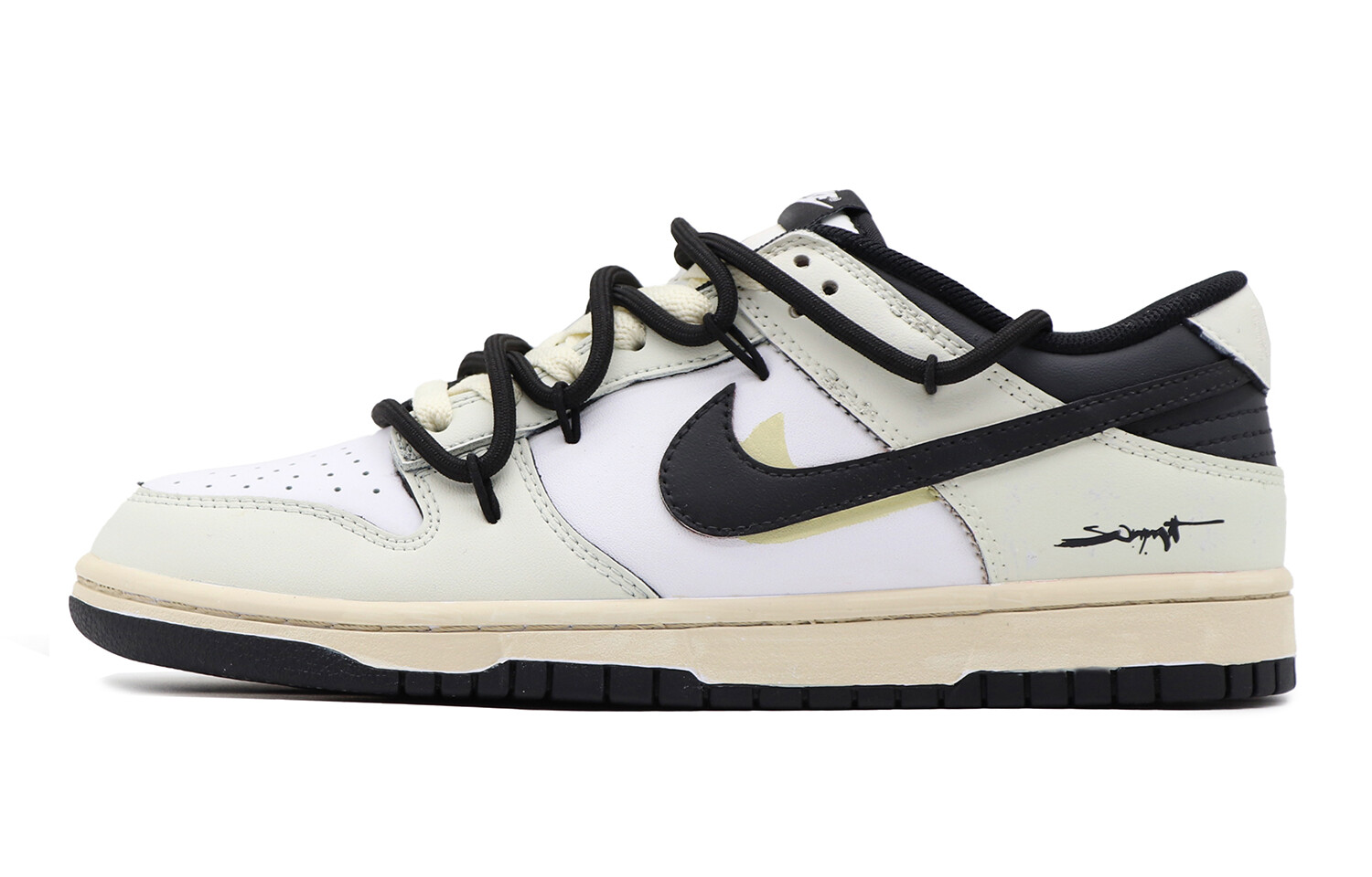 Кроссовки Nike Dunk Skateboarding Shoes Women's Low-top Black/white, белый
Кроссовки Nike Dunk Skateboarding Shoes Women's Low-top Black/white, белый