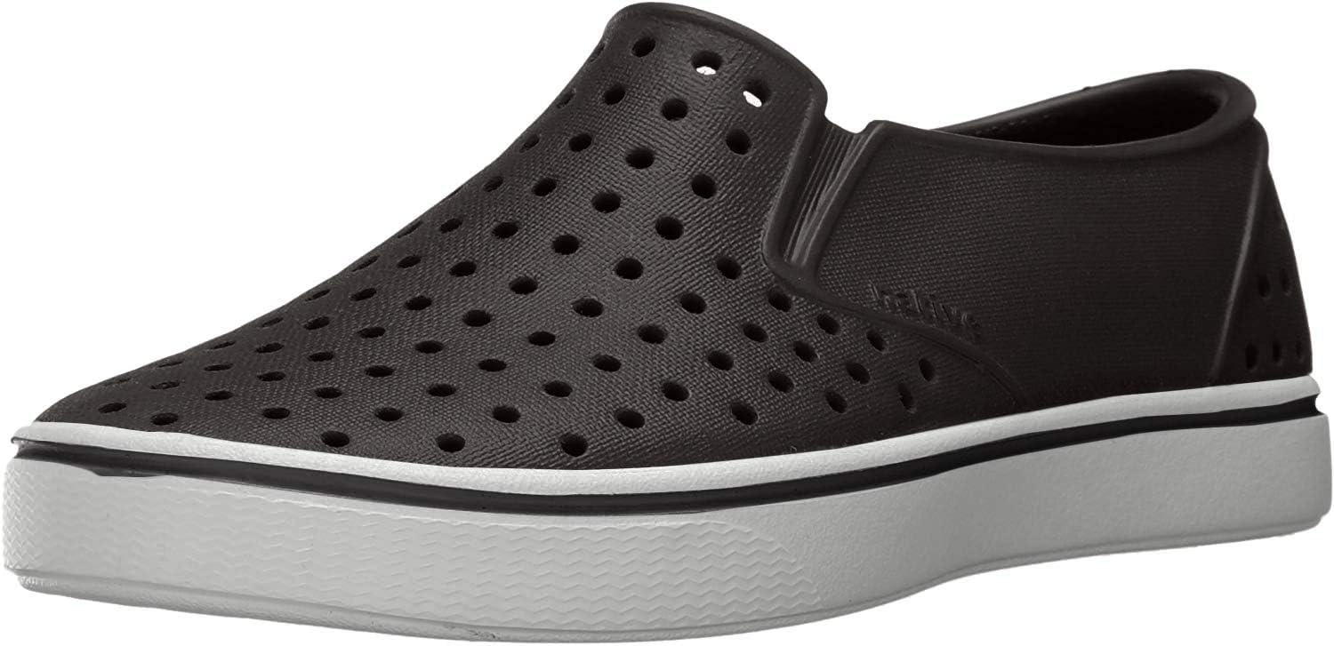 Кроссовки без шнурков Native Shoes Miles для детей, унисекс, черно-белый
Кроссовки без шнурков Native Shoes Miles для детей, унисекс, черно-белый