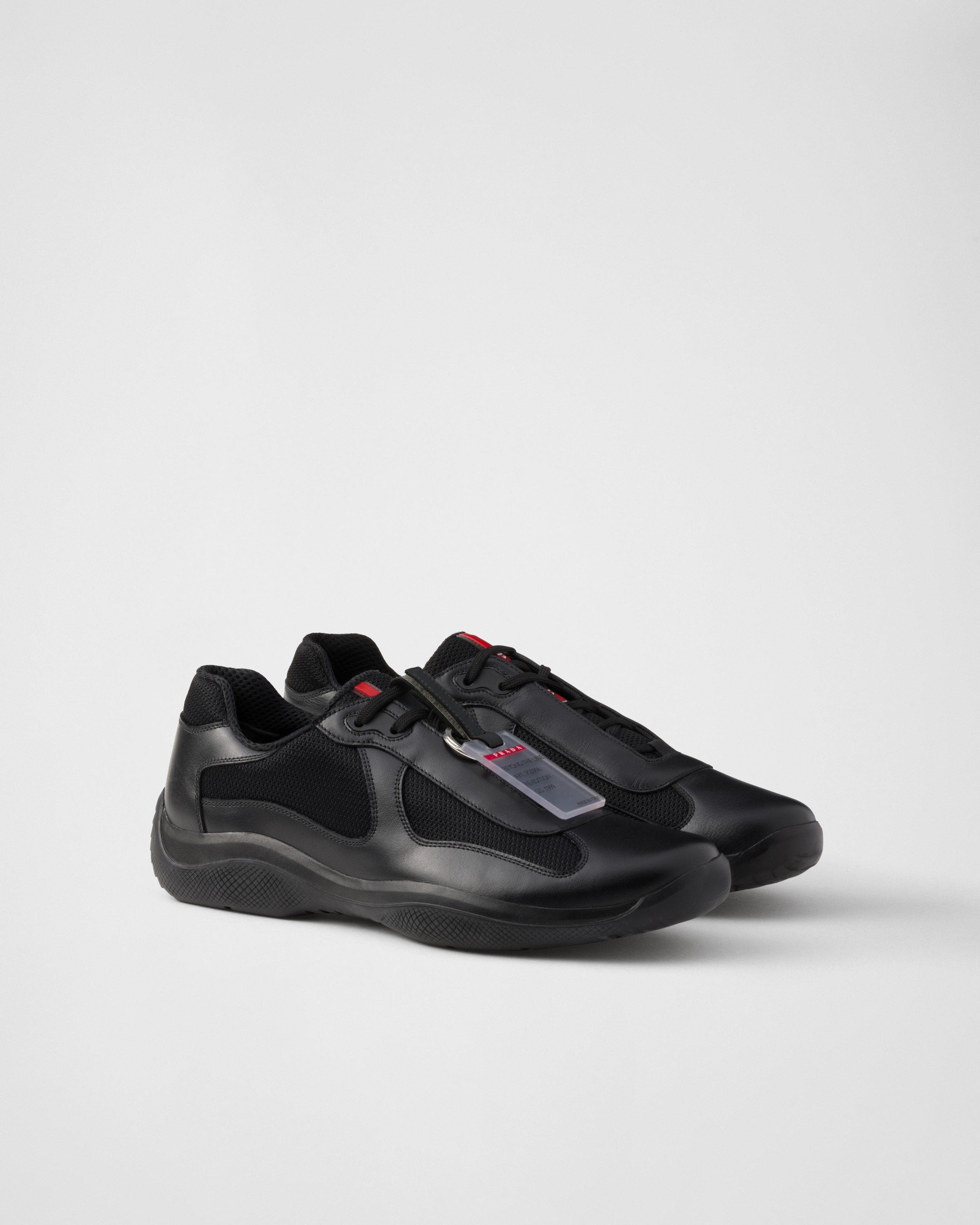 Оригинальные кроссовки Prada America’s Cup, черный
Оригинальные кроссовки Prada America’s Cup, черный