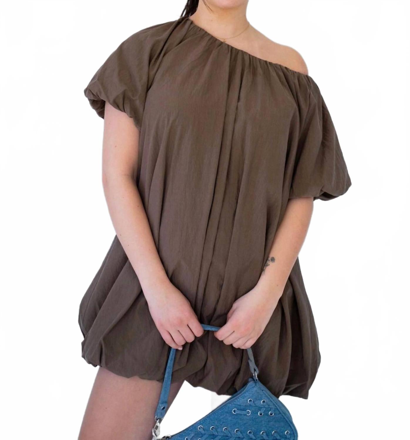 Мини-платье Puffball в коричневом цвете ANOTHER GIRL
Мини-платье Puffball в коричневом цвете ANOTHER GIRL