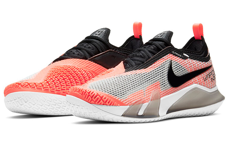 Теннисные кроссовки Nike React Vapor для женщин 
Теннисные кроссовки Nike React Vapor для женщин