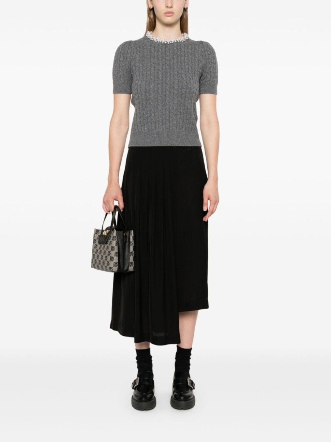 SANDRO джемпер фактурной вязки с искусственным жемчугом, серый 
SANDRO джемпер фактурной вязки с искусственным жемчугом, серый