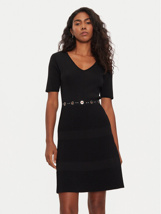 Трикотажное платье приталенного кроя Morgan, черный
Трикотажное платье приталенного кроя Morgan, черный