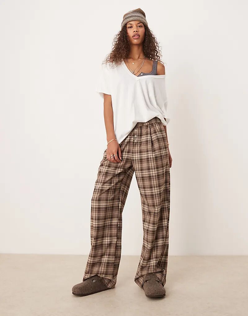 Футболка Free People Nina свободного кроя с V-образным вырезом цвета слоновой кости
Футболка Free People Nina свободного кроя с V-образным вырезом цвета слоновой кости