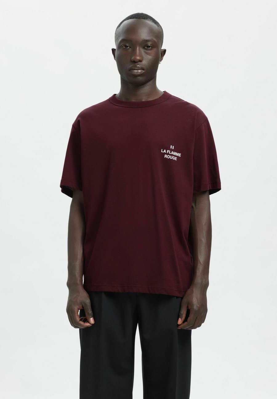 Футболка Annarr Print T-shirt, Winetasting/Bordeaux, Красный, Футболка Annarr Print T-shirt, Winetasting/Bordeaux
Футболка Annarr Print T-shirt, Winetasting/Bordeaux, Красный, Футболка Annarr Print T-shirt, Winetasting/Bordeaux