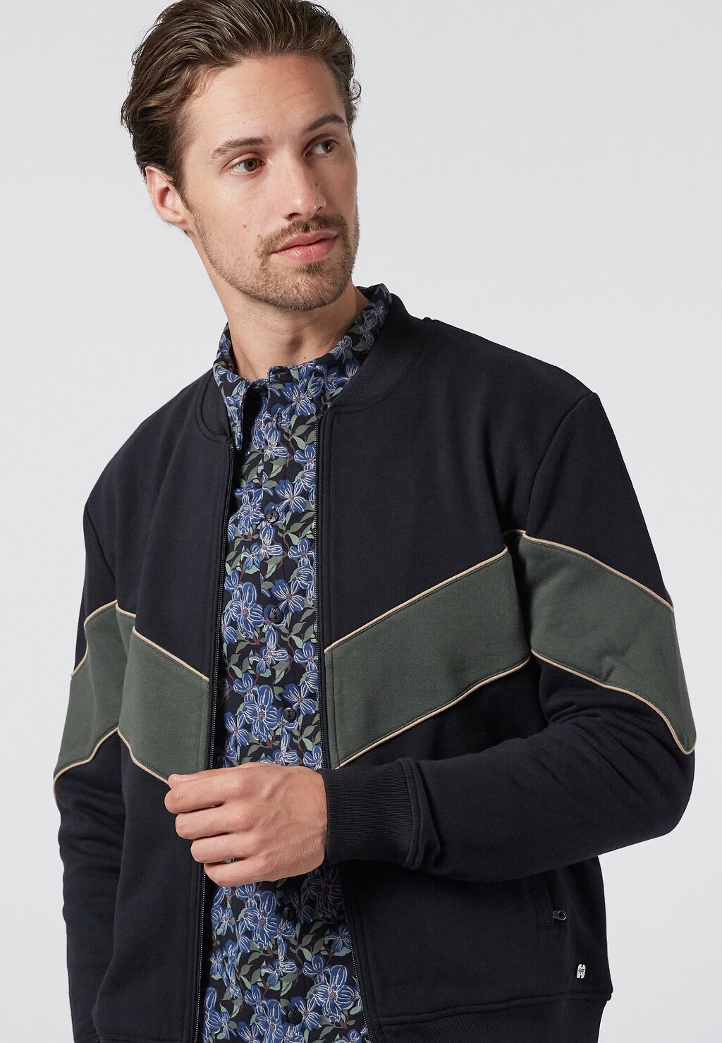 Толстовка на молнии LATELY-TRACK 4funkyflavours, черный
Толстовка на молнии LATELY-TRACK 4funkyflavours, черный