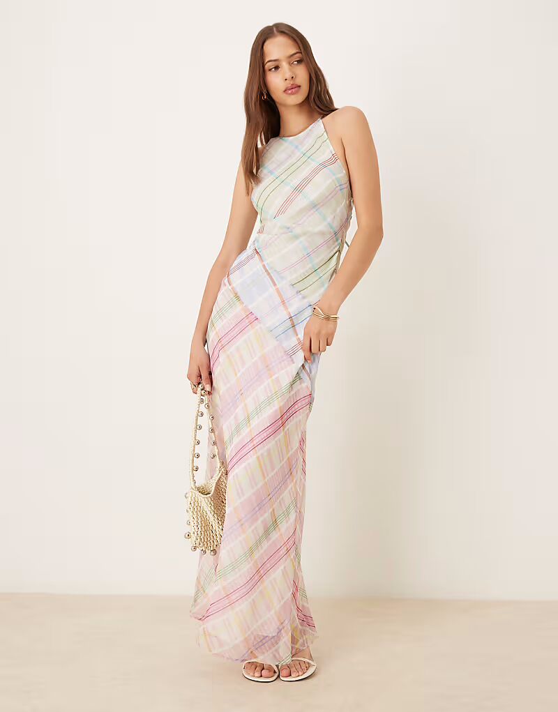 Платье-комбинация миди с воротником-борцовкой и декоративными швами в смешанную клетку Asos Design
Платье-комбинация миди с воротником-борцовкой и декоративными швами в смешанную клетку Asos Design