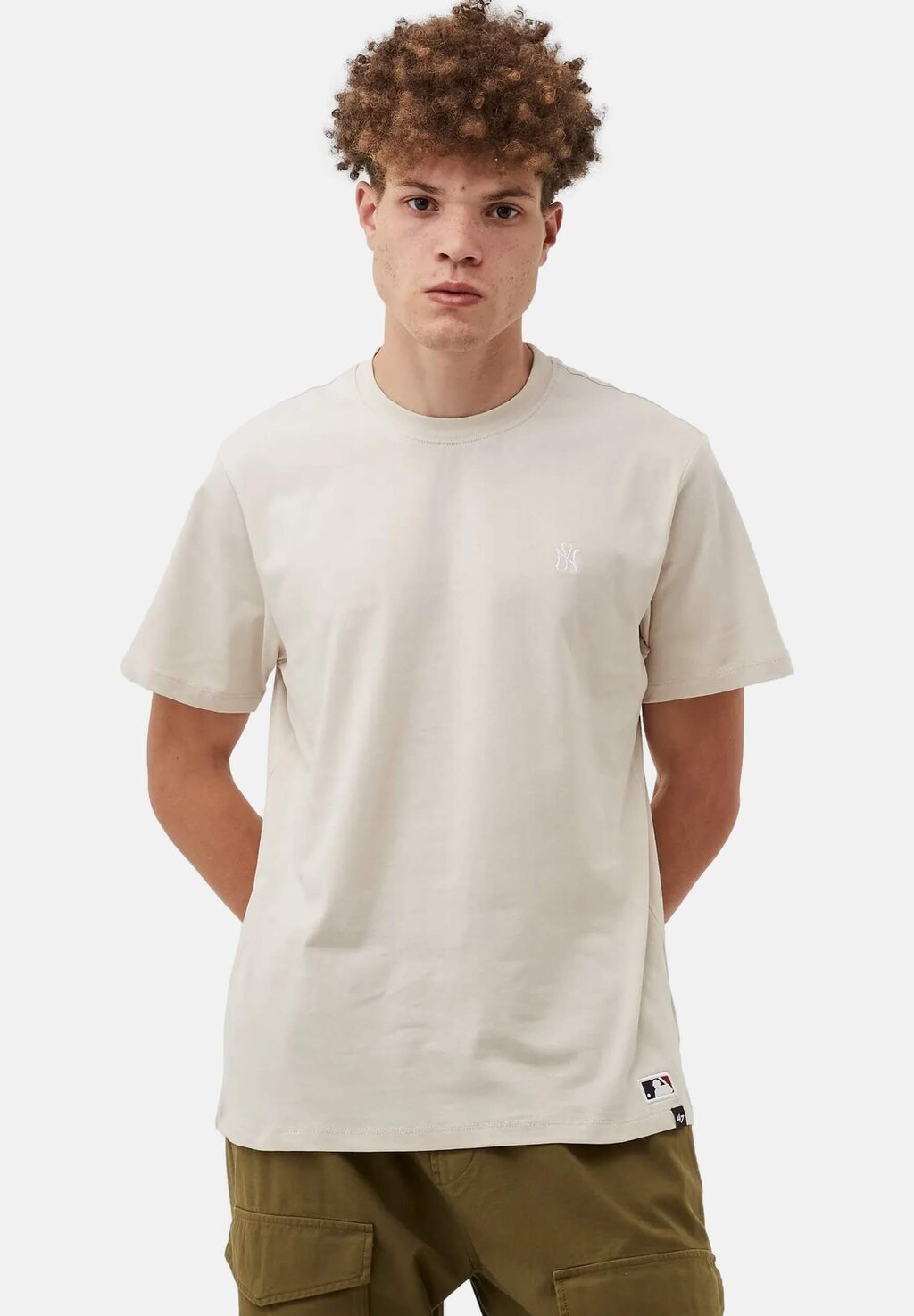 Базовая футболка BASE RUNNER LC '47, бежевый
Базовая футболка BASE RUNNER LC '47, бежевый