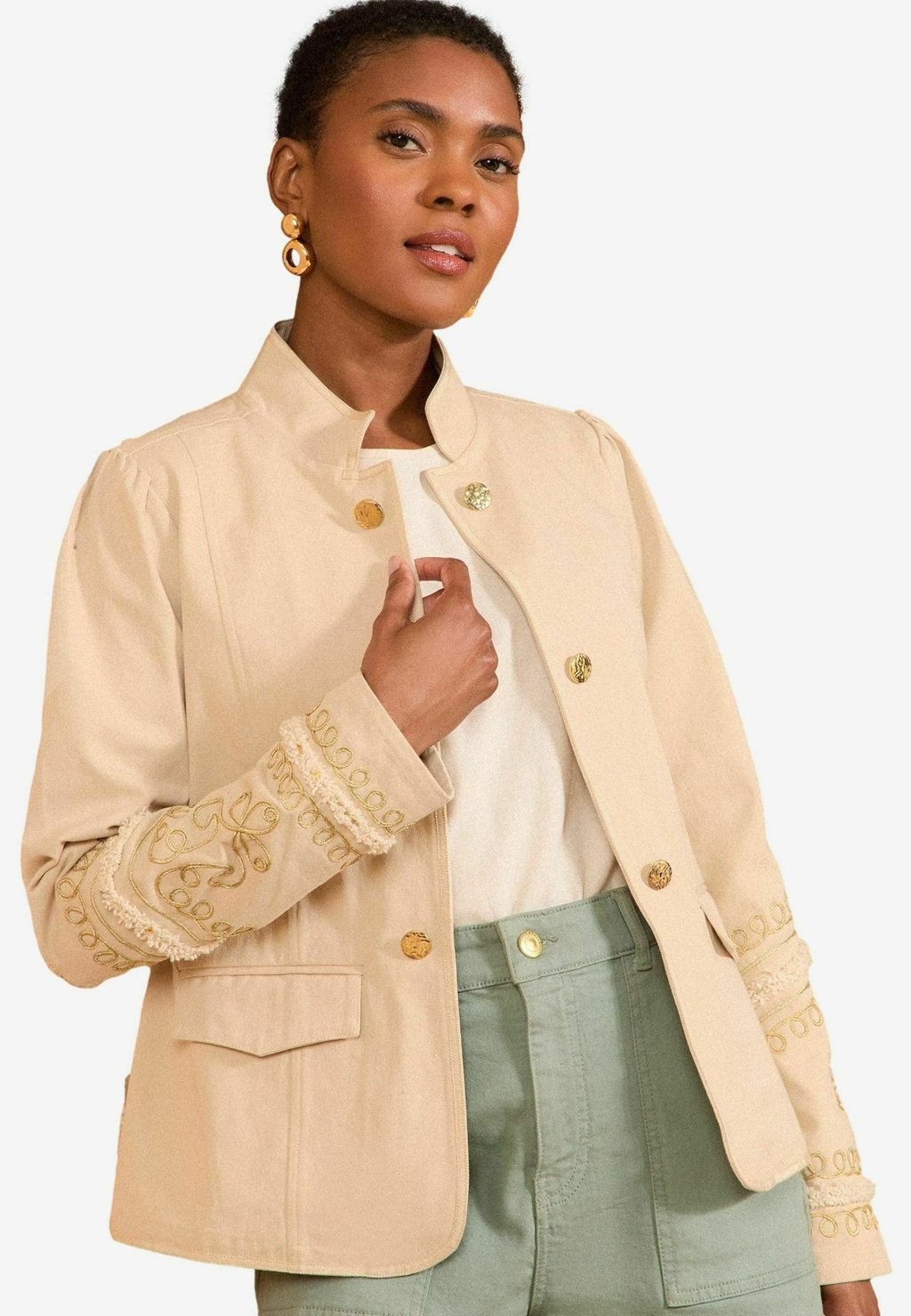 Летняя куртка Love & Roses, бежевый
Летняя куртка Love & Roses, бежевый
