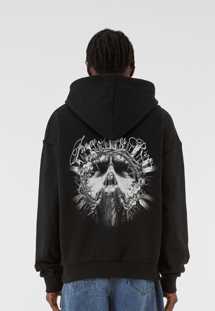 Худи MJ Gonzales HEAVY OVERSIZED , Black
Худи MJ Gonzales HEAVY OVERSIZED , Black